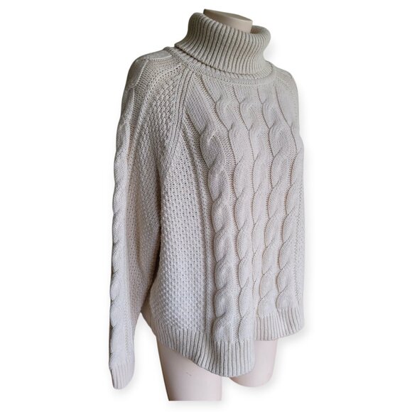 GAP Cream Cable-Knit Turtleneck Sweater, Size M - Picture 4 of 13